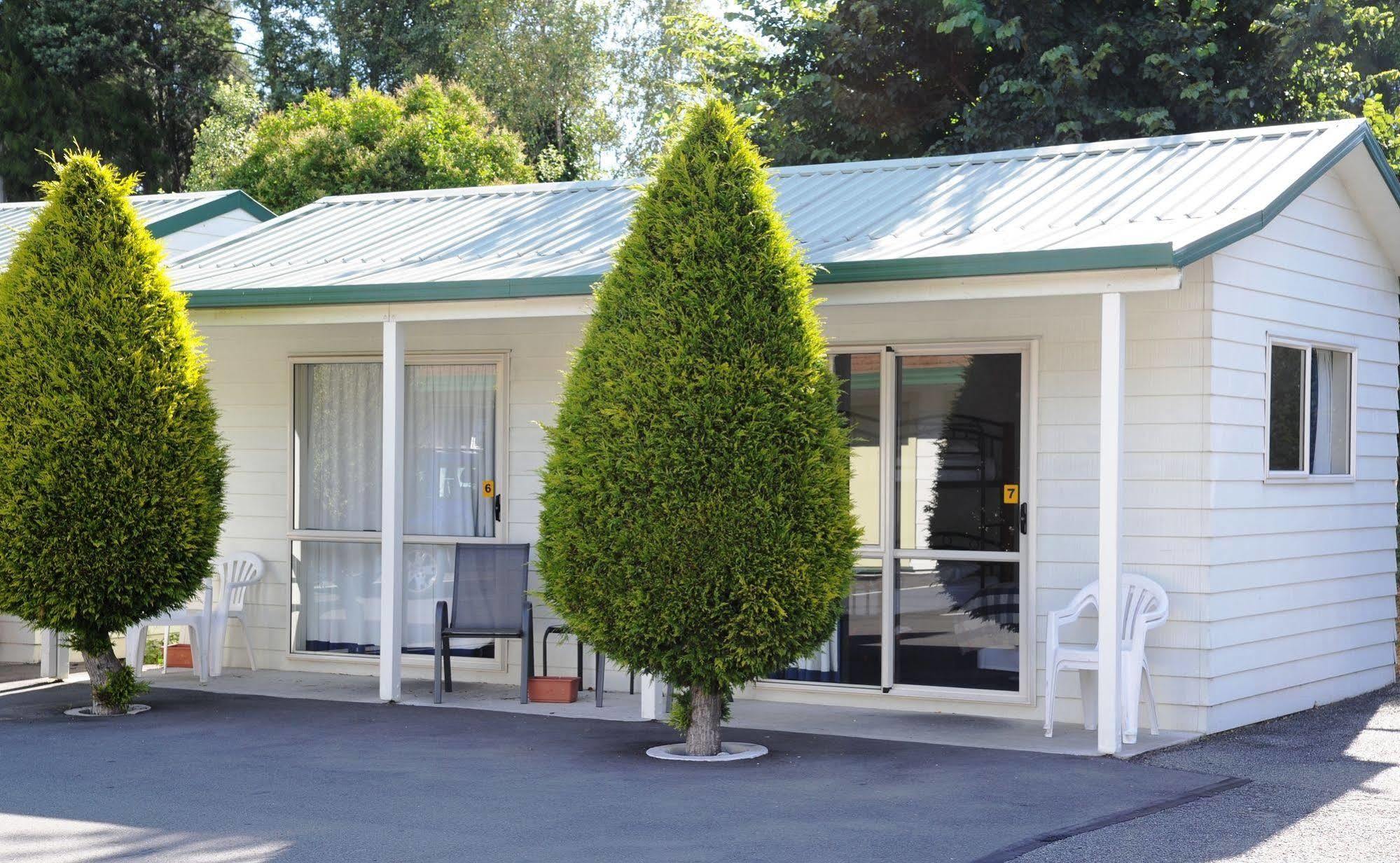Blenheim Bridges Holiday Park 外观 照片